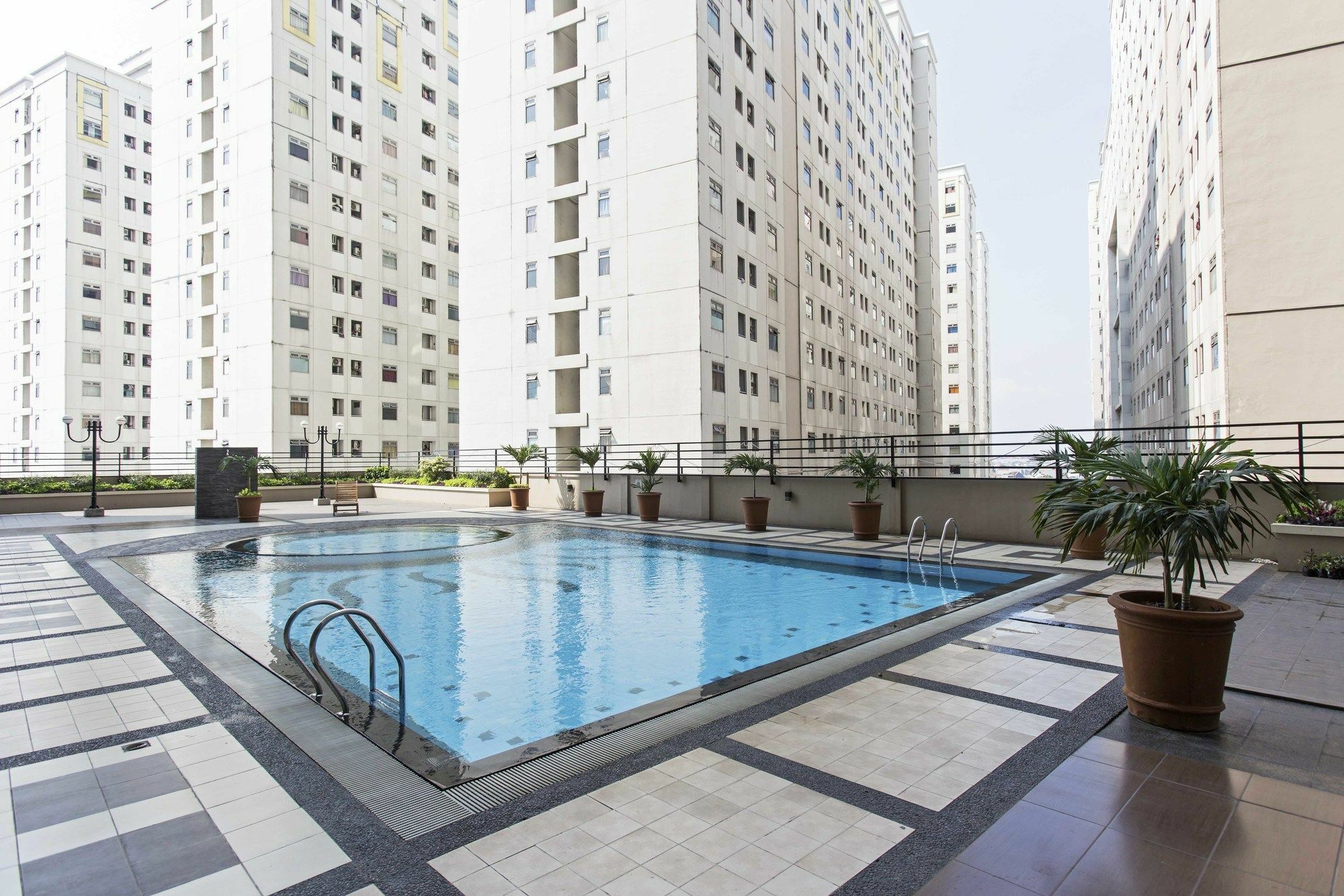 Reddoorz Apartment @ Pegangsaan Kelapa Gading Jakarta Exteriér fotografie